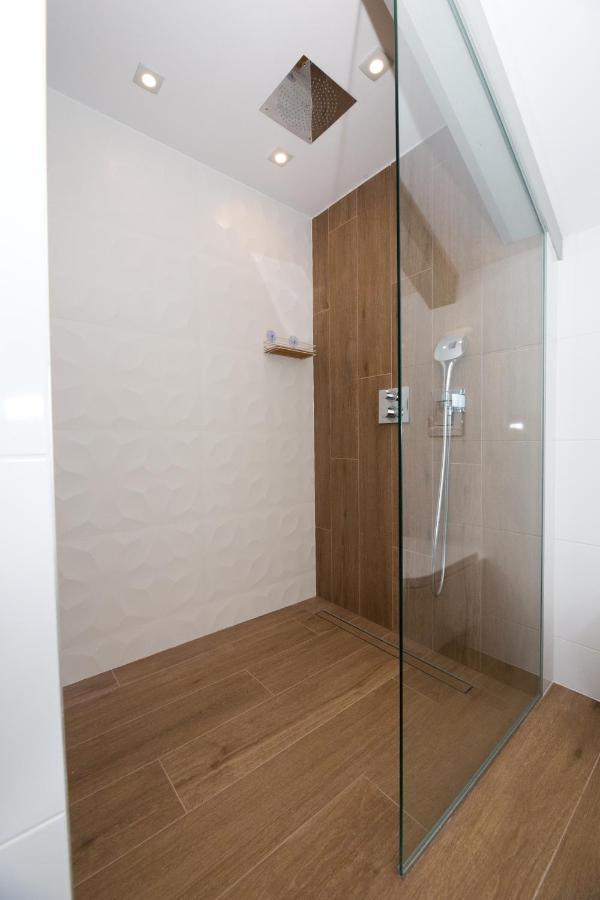The Look Apartment Kaštela Buitenkant foto